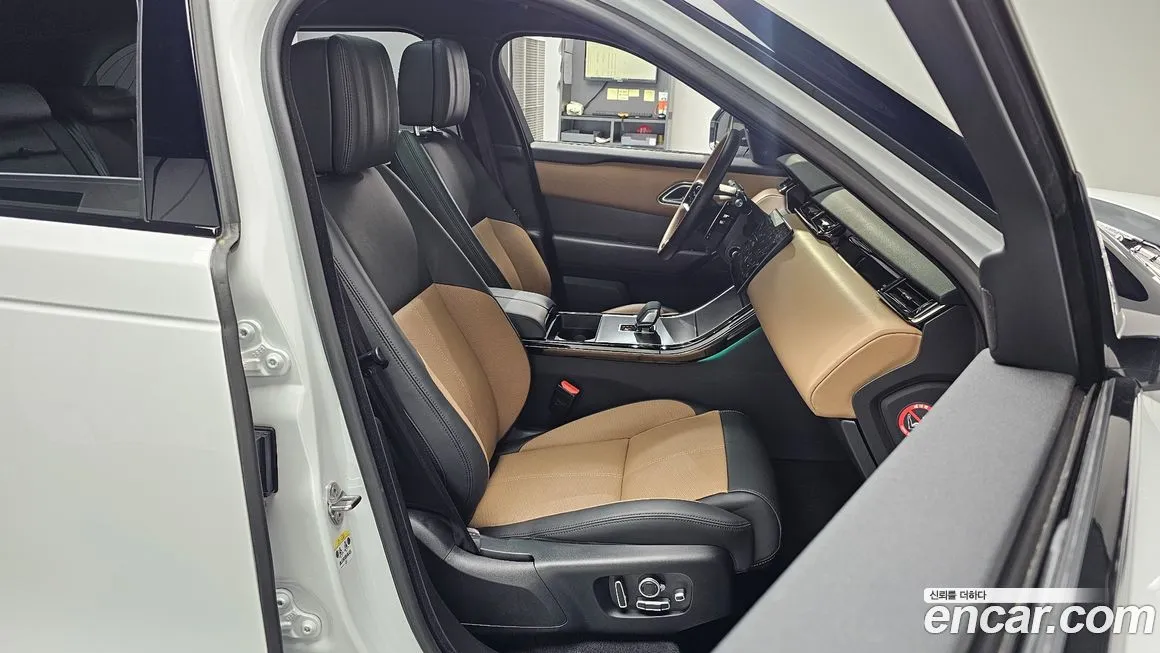 Land Rover Range Rover Velar 2025 из KR, фото 10