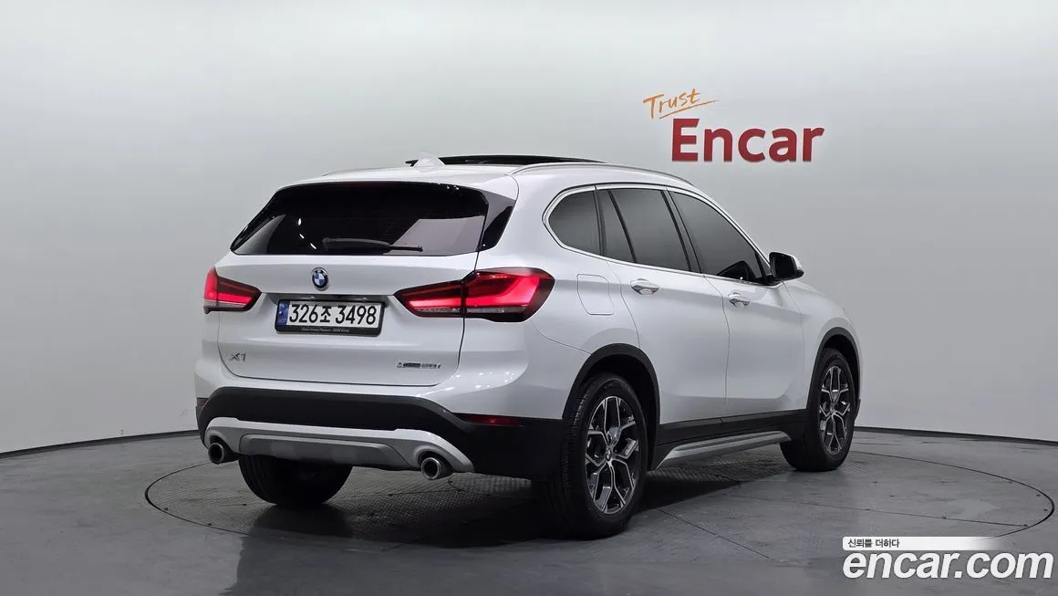 BMW X1 — фото 2