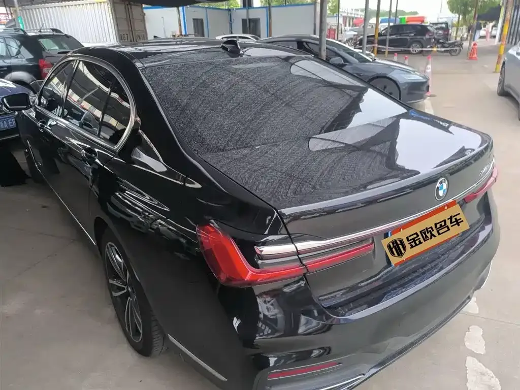 BMW 7 Series 2021 из CN, фото 8
