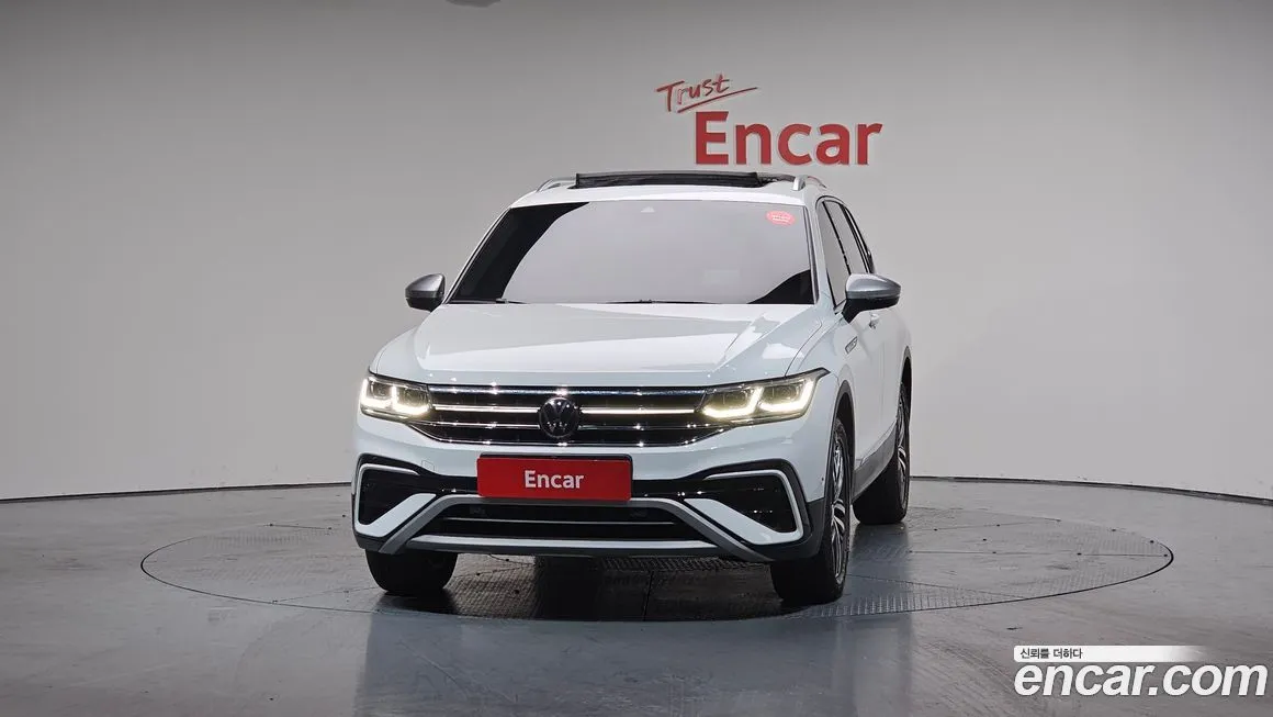Volkswagen Tiguan — фото 3