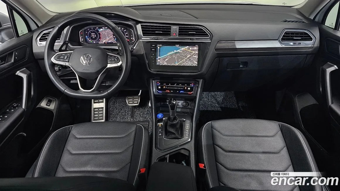 Volkswagen Tiguan — фото 7