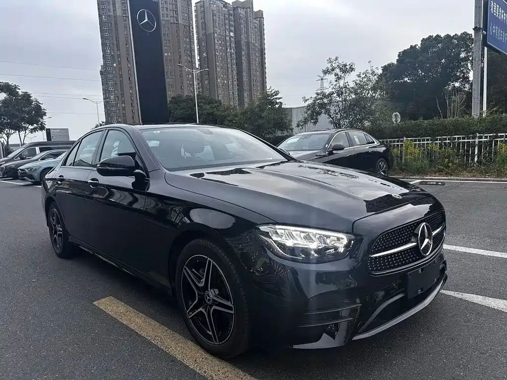 Mercedes-Benz E-Class (Import) — фото 3