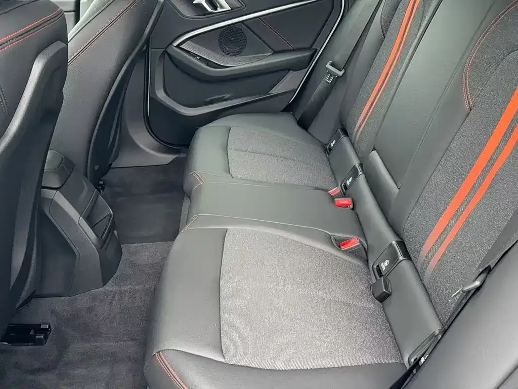 BMW 2 Series (Import) — фото 10