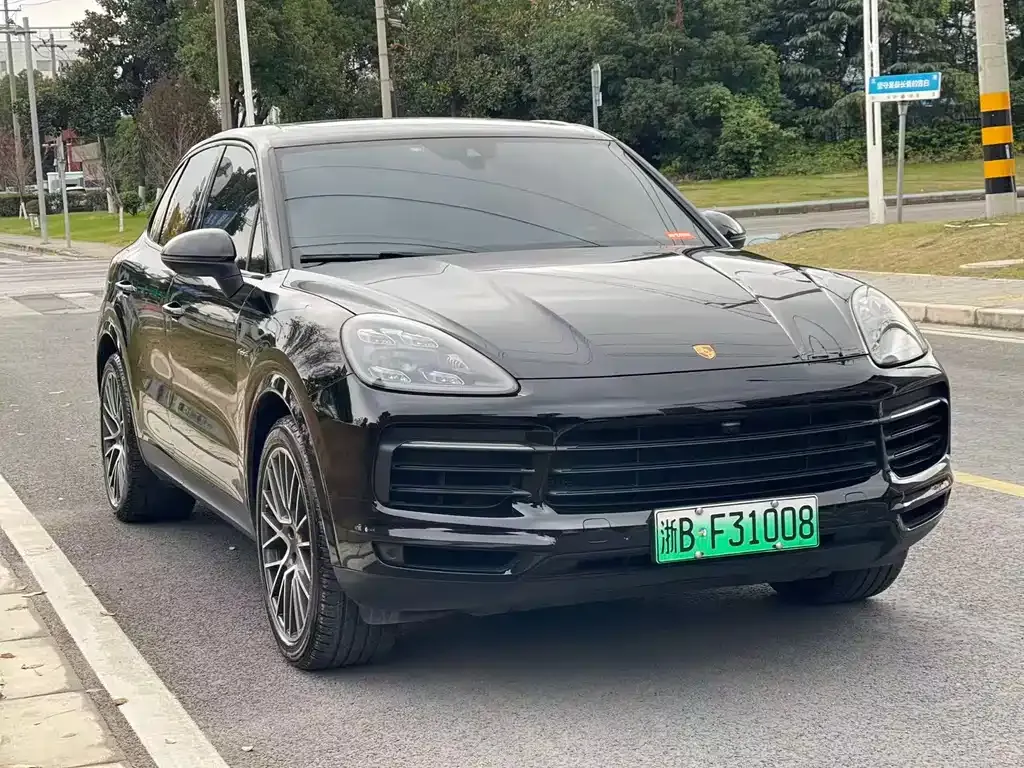 Porsche Cayenne Hybrid 2021 из CN, фото 3
