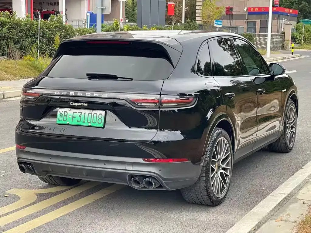 Porsche Cayenne Hybrid 2021 из CN, фото 4