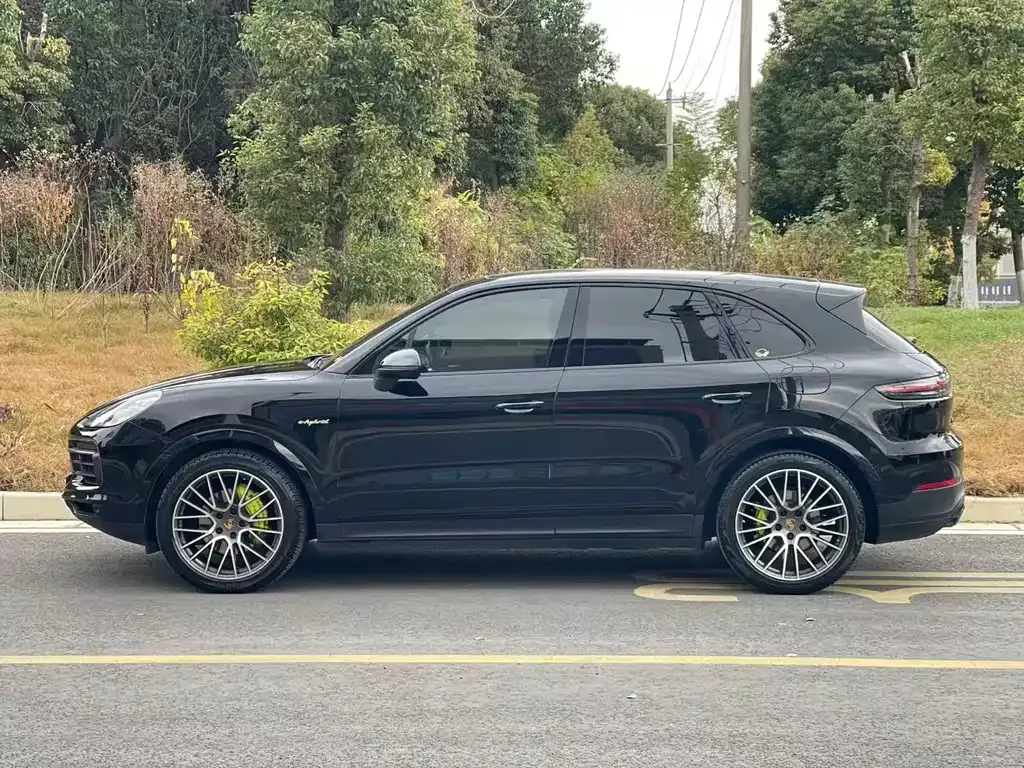 Porsche Cayenne Hybrid 2021 из CN, фото 7
