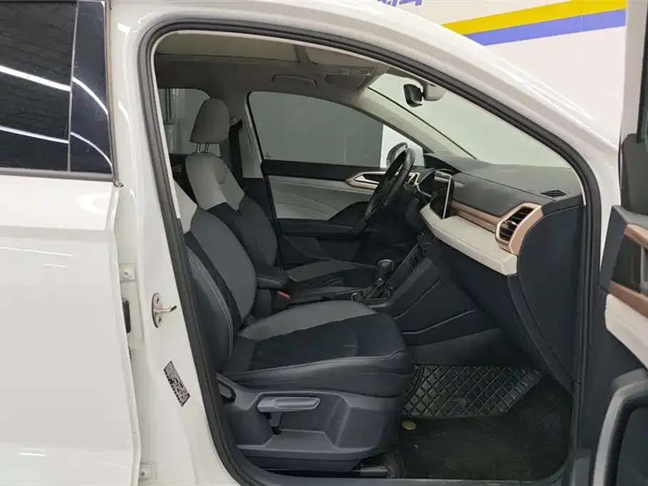 Volkswagen Tharu 2024 из CN, фото 8