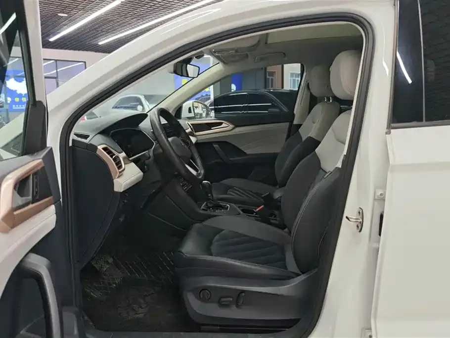 Volkswagen Tharu 2024 из CN, фото 9