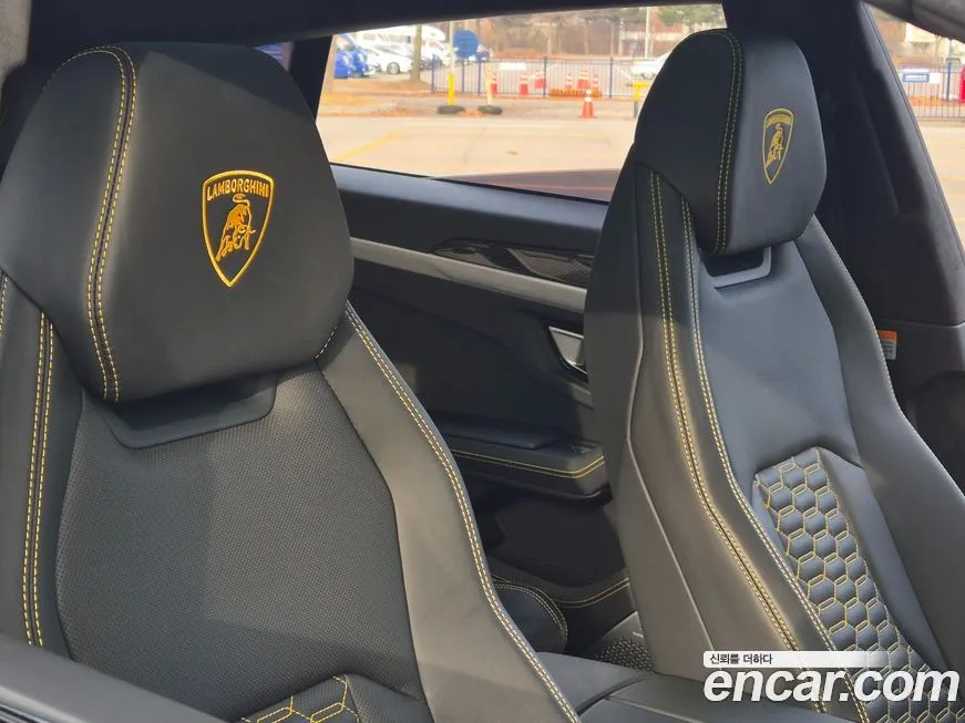 Lamborghini Urus — фото 10