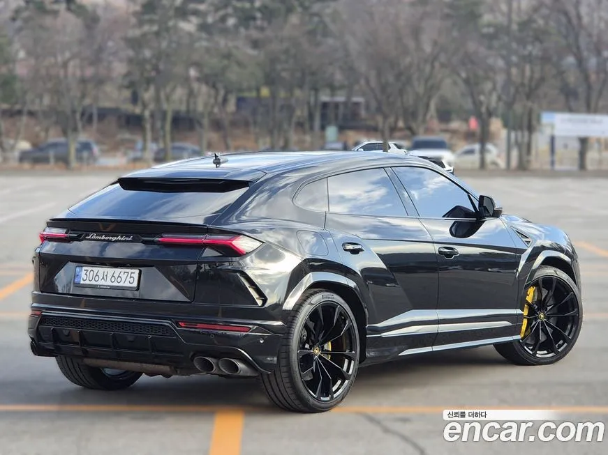 Lamborghini Urus — фото 2