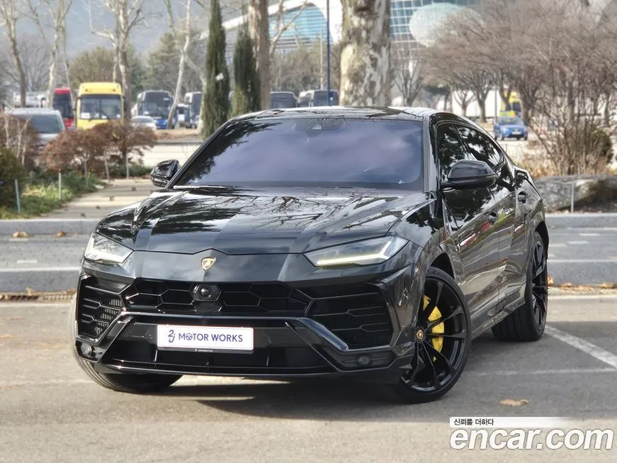 Lamborghini Urus — фото 3