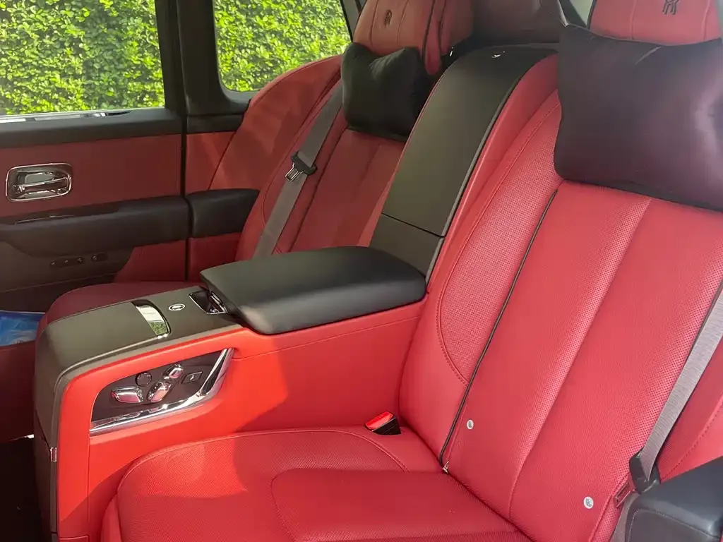 Rolls-Royce Cullinan 2021 из CN, фото 9
