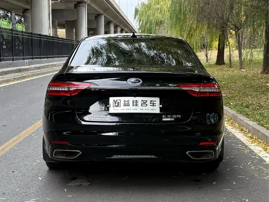 Ford Taurus 2021 из CN, фото 5