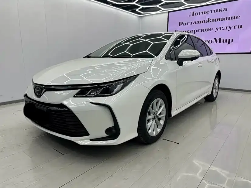 Toyota Corolla 2021 из CN, фото 1