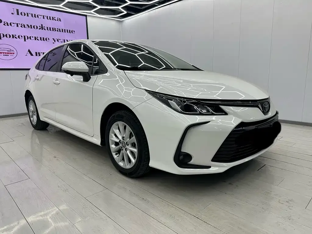 Toyota Corolla 2021 из CN, фото 2
