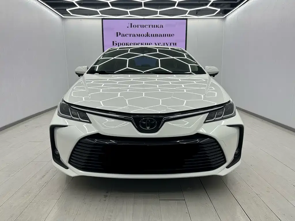 Toyota Corolla 2021 из CN, фото 3