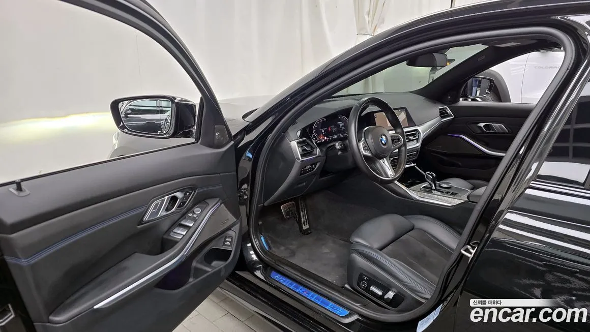 BMW 3-Series 2021 из KR, фото 10