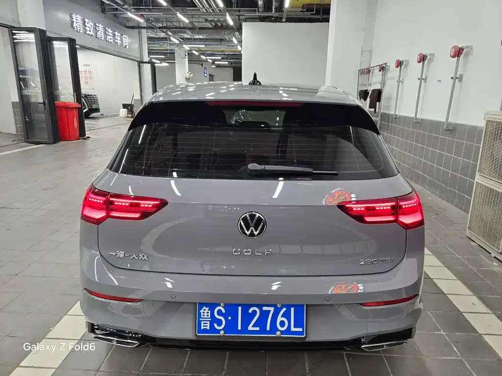 Volkswagen Golf 2024 из CN, фото 9