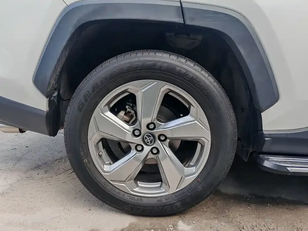 Toyota RAV4 2021 из CN, фото 10