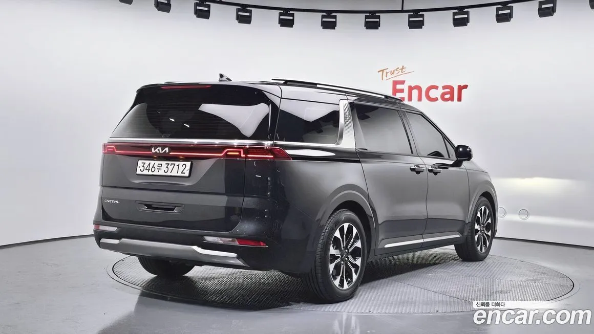 Kia Carnival 2023 из KR, фото 2