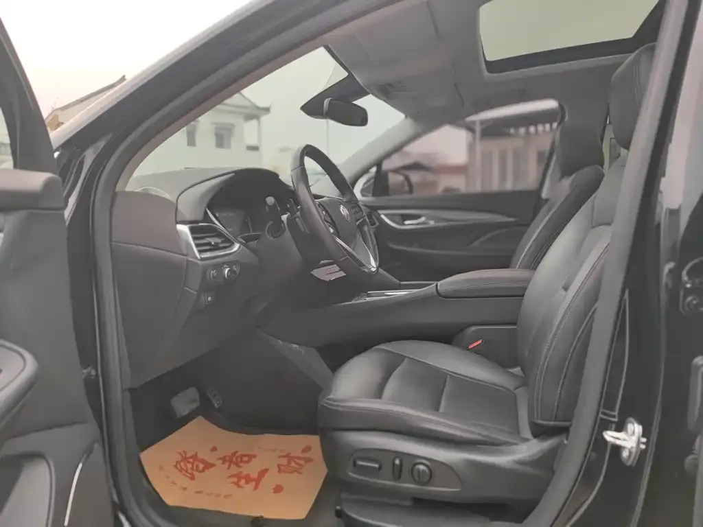 Buick Enclave 2023 из CN, фото 9