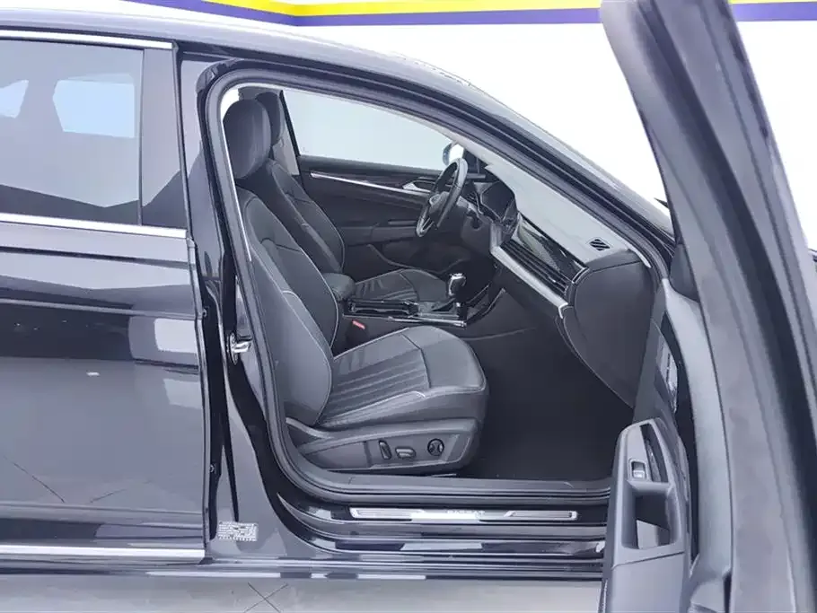 Volkswagen Passat — фото 8