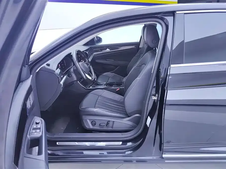 Volkswagen Passat — фото 9