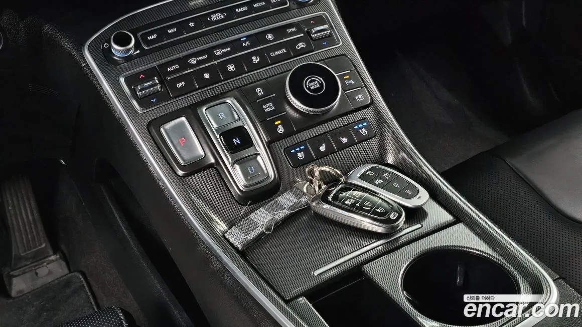 Hyundai Santafe — фото 9