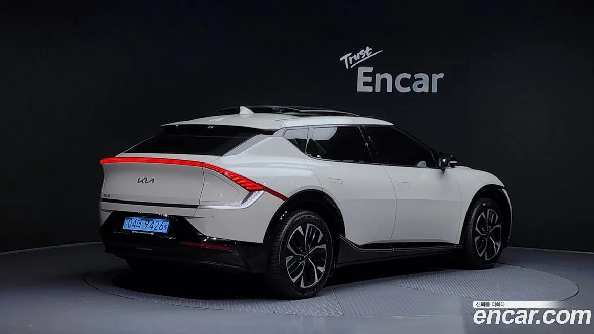 Kia EV6 — фото 2
