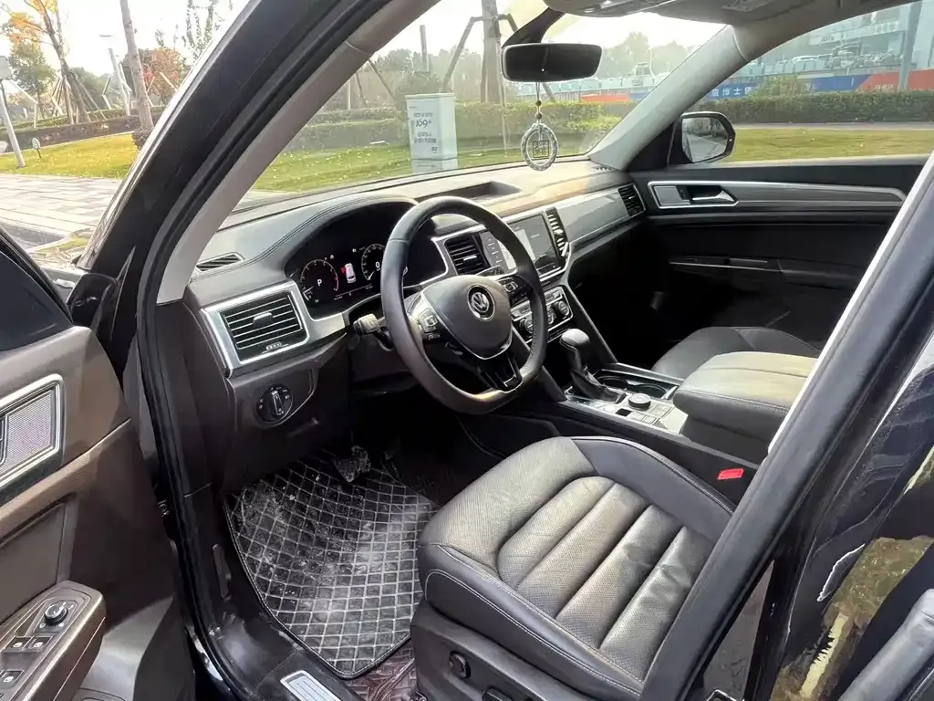 Volkswagen Teramont 2021 из CN, фото 7