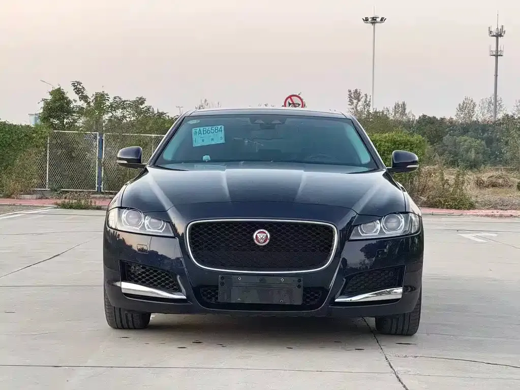 Jaguar XFL — фото 9
