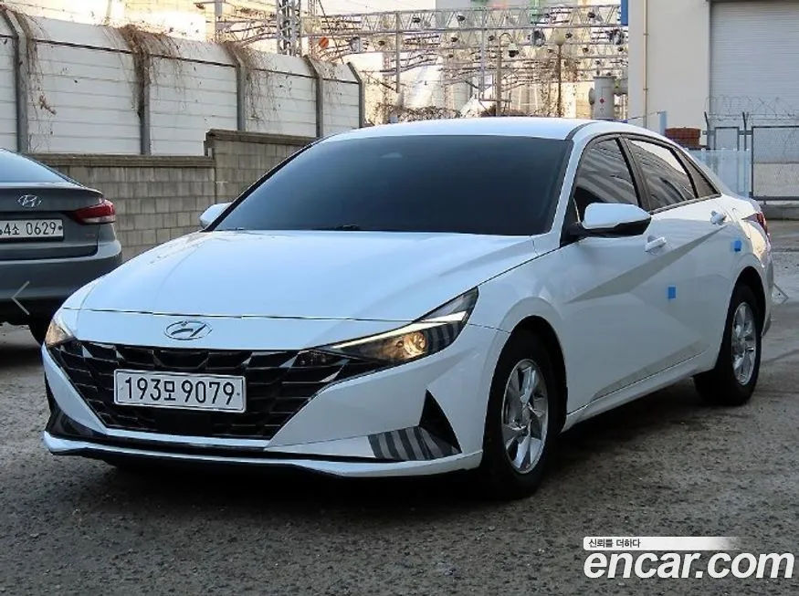 Hyundai AVANTE — фото 2