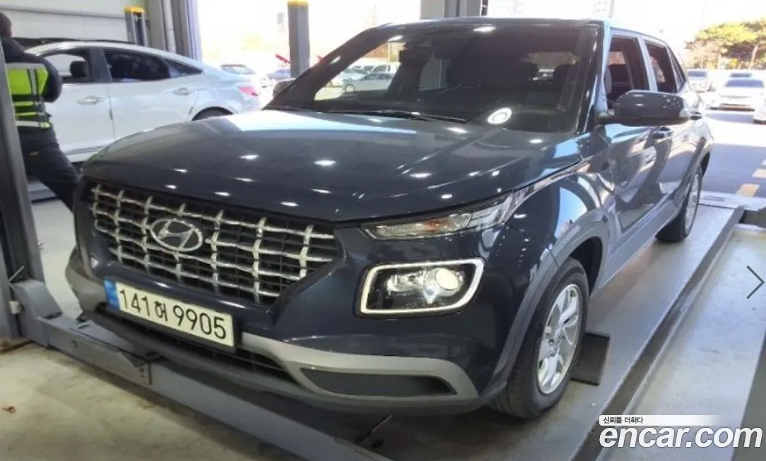 Hyundai Venue — фото 2