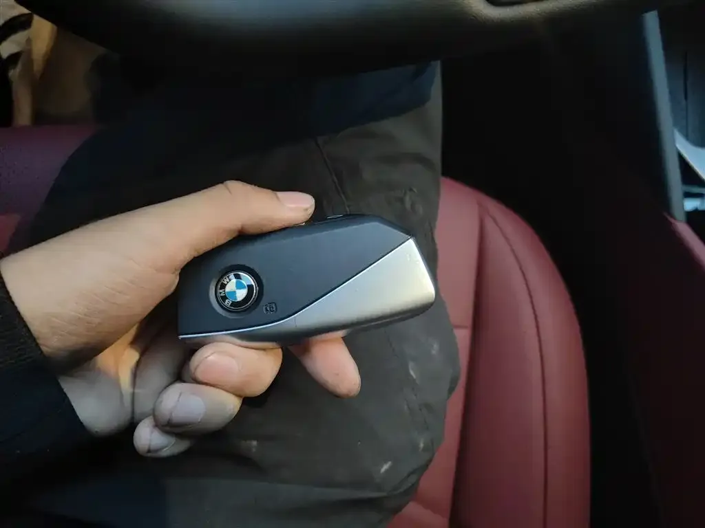 BMW i5 2025 из CN, фото 10