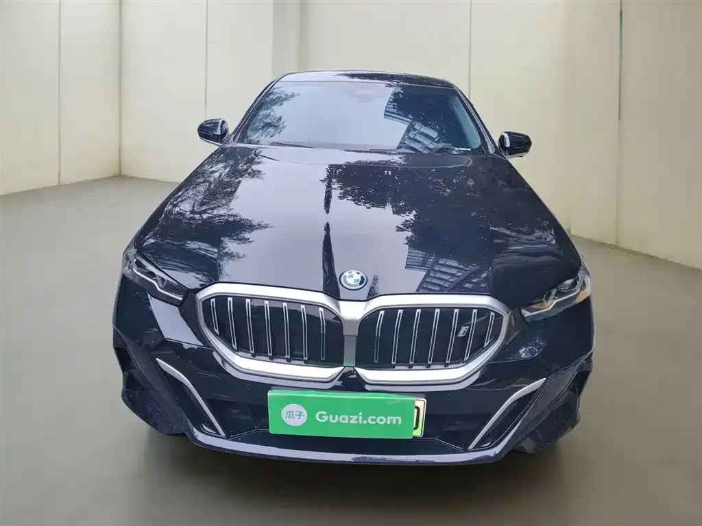 BMW i5 2025 из CN, фото 3