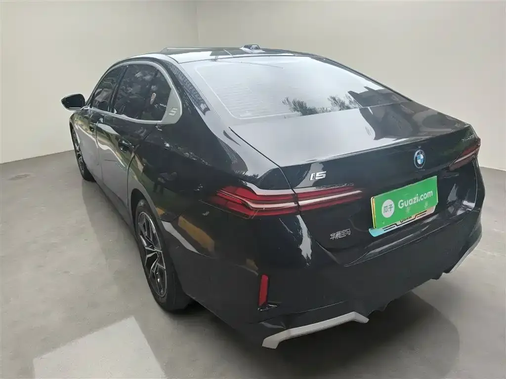 BMW i5 2025 из CN, фото 5