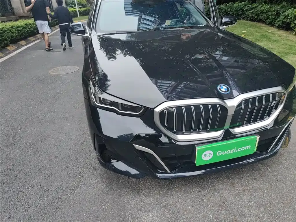 BMW i5 2025 из CN, фото 8