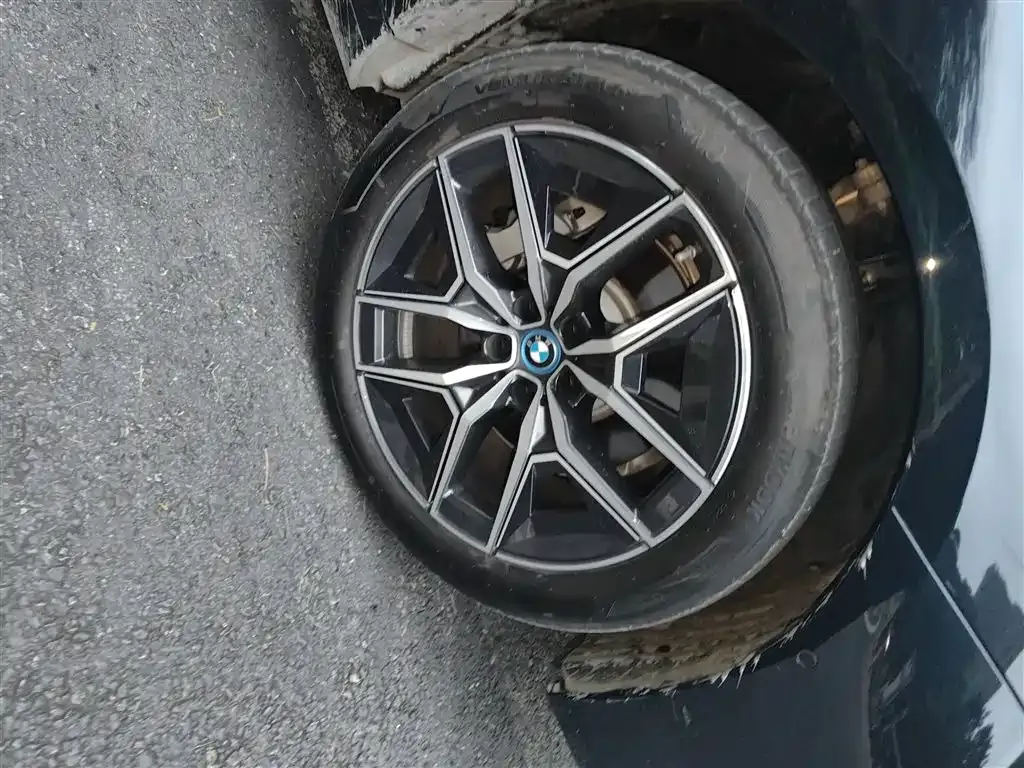 BMW i5 2025 из CN, фото 9