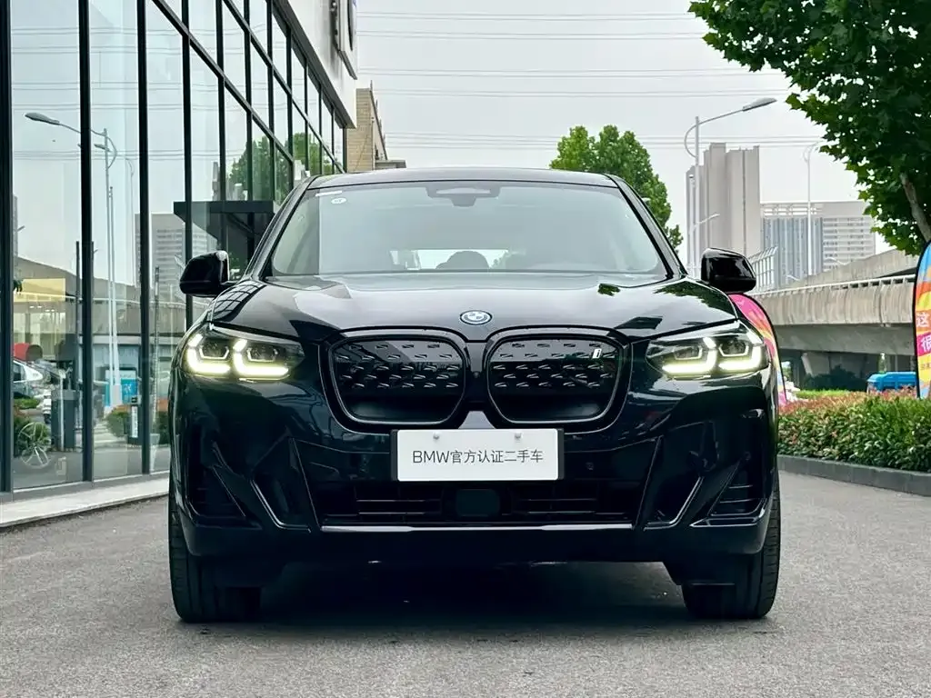 BMW iX3 2025 из CN, фото 2