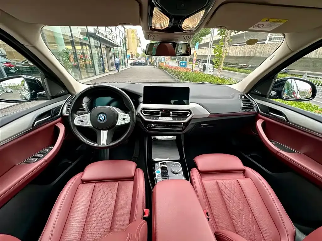 BMW iX3 2025 из CN, фото 6