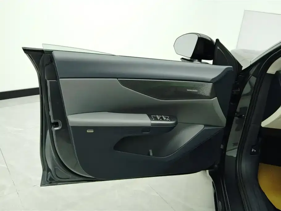Lynk & Co 07 EM-P 2024 из CN, фото 7