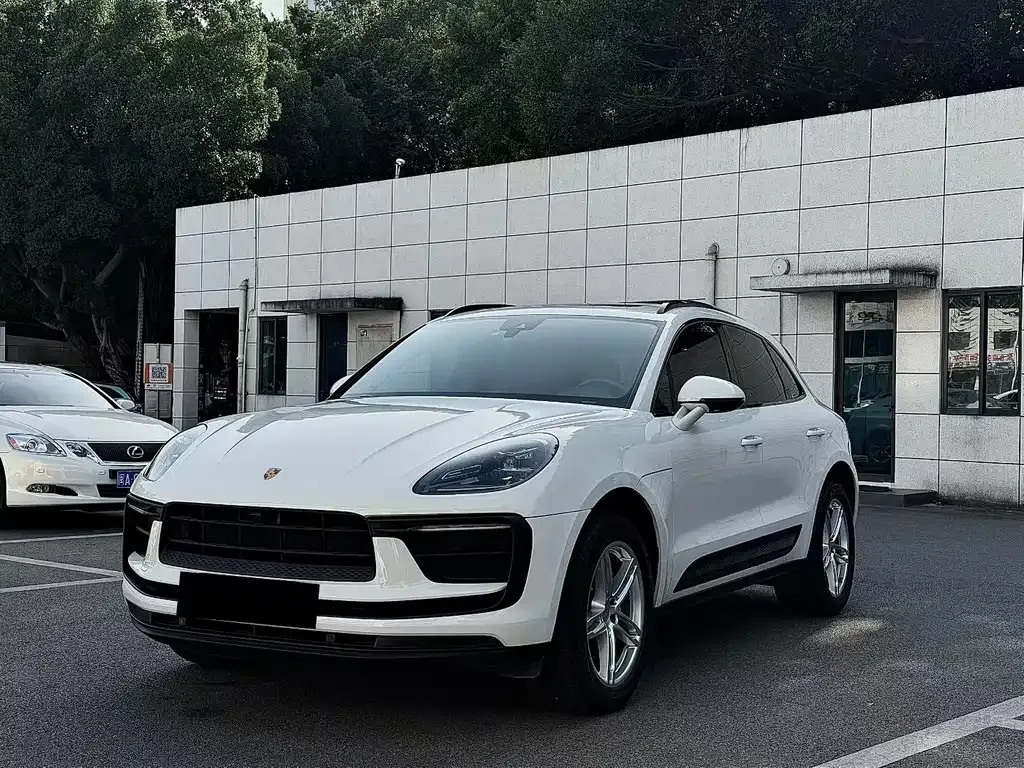 Porsche Macan — фото 1