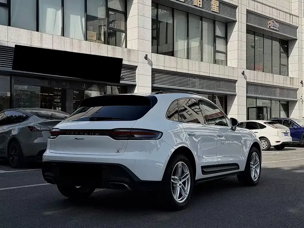 Porsche Macan — фото 10