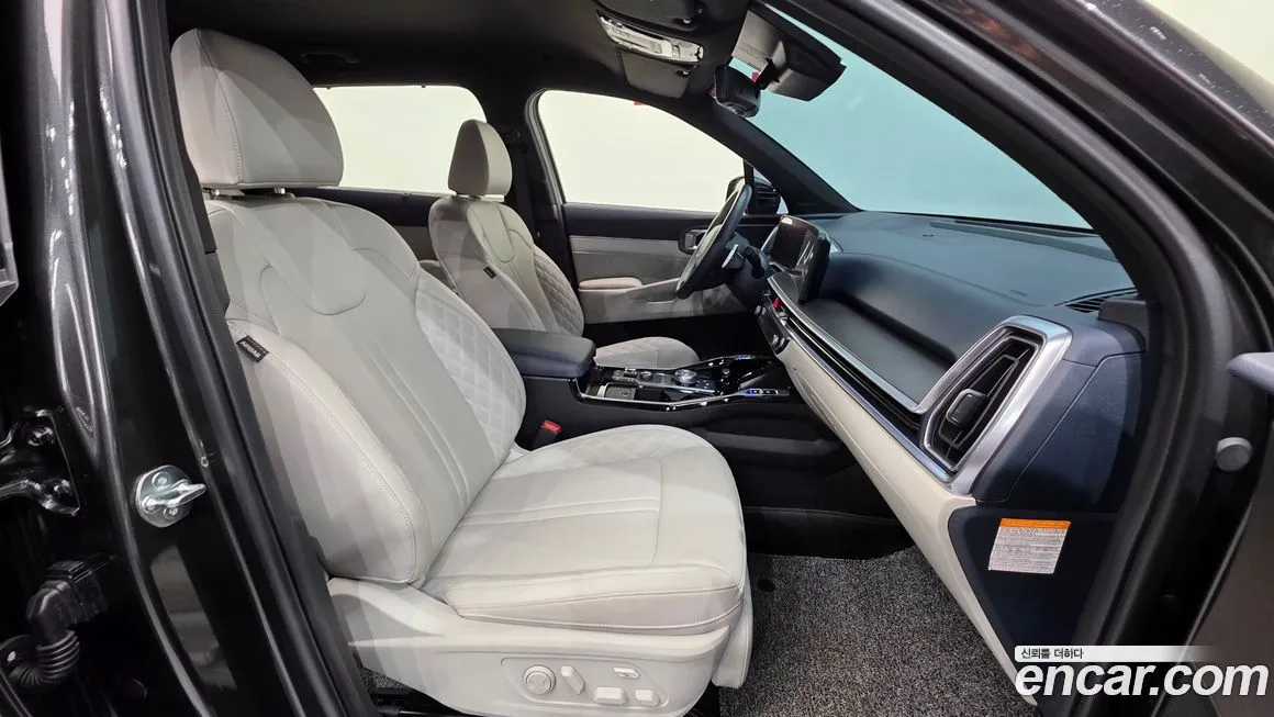 Kia Sorento — фото 10