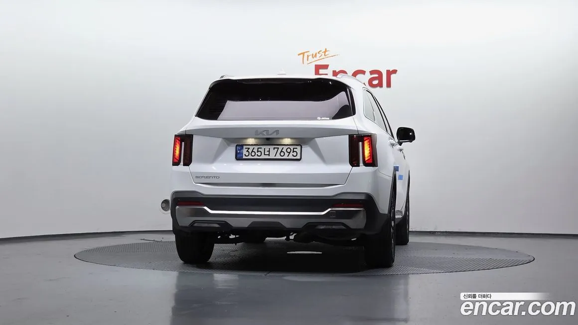 Kia Sorento — фото 4