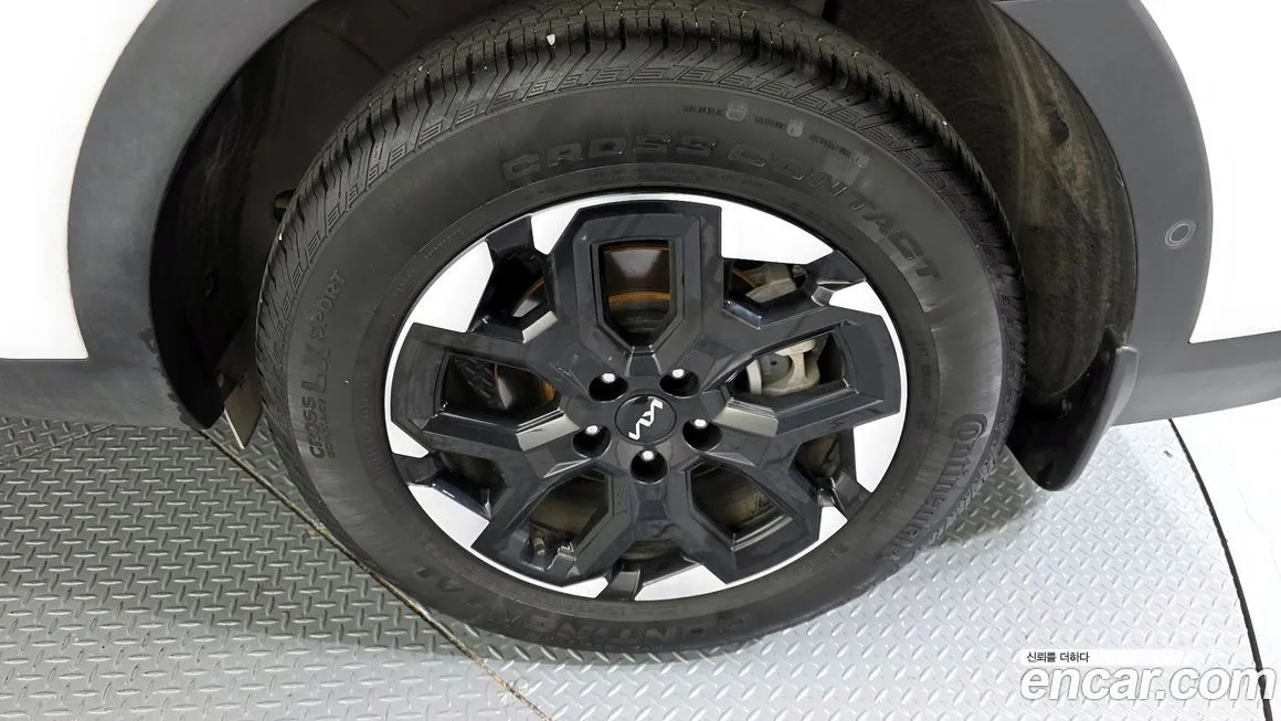 Kia Sorento — фото 5