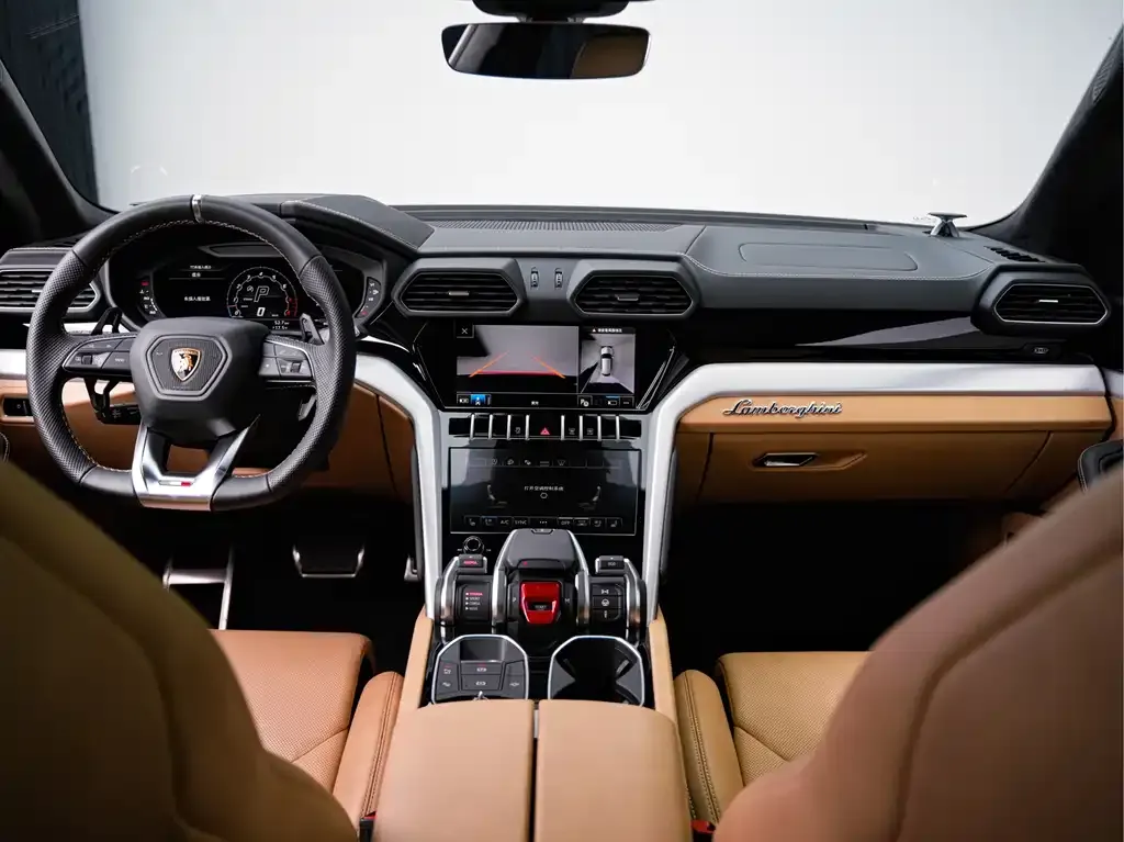 Lamborghini Urus 2023 из CN, фото 2