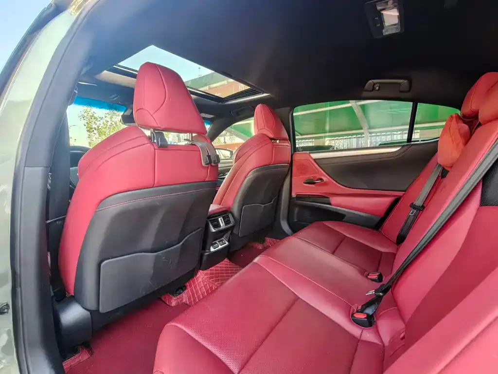 Lexus ES 2021 из CN, фото 5