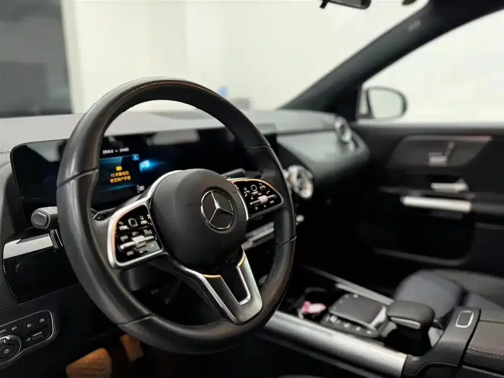 Mercedes-Benz GLA 2023 из CN, фото 5