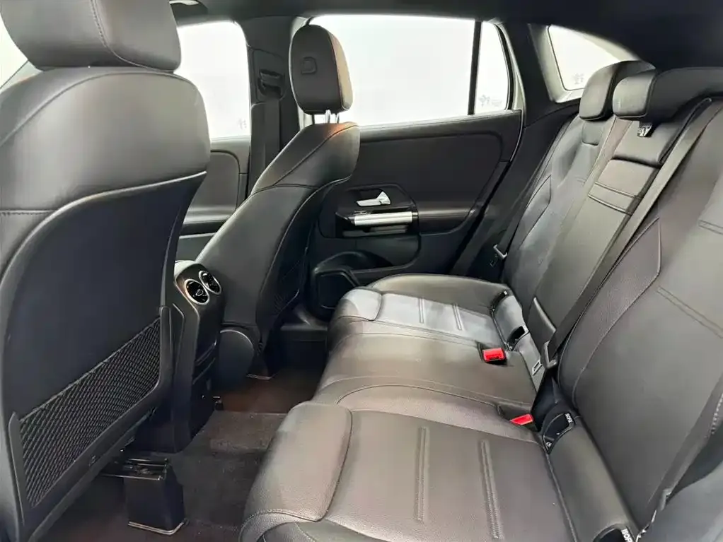 Mercedes-Benz GLA 2023 из CN, фото 6